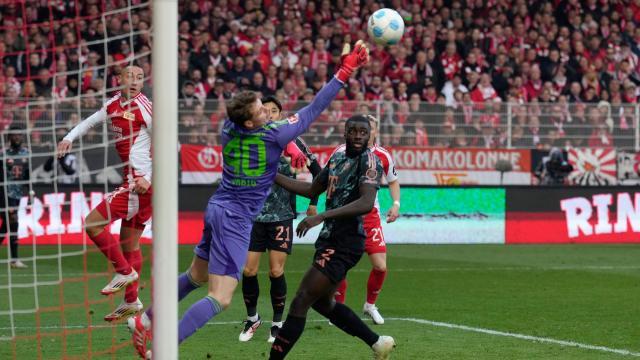 登录入口-从赢不了强队到不会虐菜?孔氏拜仁酝酿下一波反攻