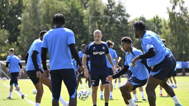 kaiyun-卡拉格：切尔西不应再买人 球员们也不应再加入